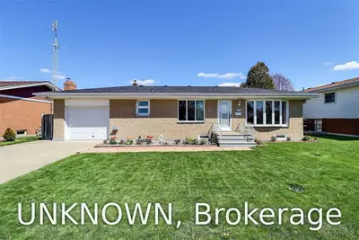 58 Lutsch Avenue, Out of Area, ON N8H 2N6