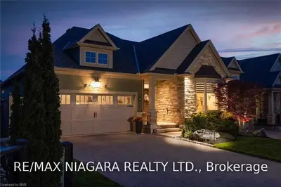18 Hickory Avenue, Niagara-on-the-Lake, ON L0S 1J1