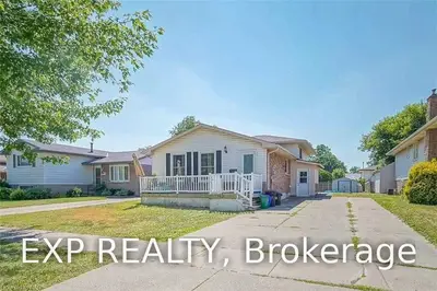 7621 Dorchester Road, Niagara Falls, ON L2G 7G4