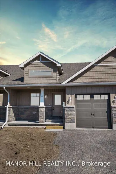 10 STIRLING Crescent, Prince Edward County, ON K0K 2T0