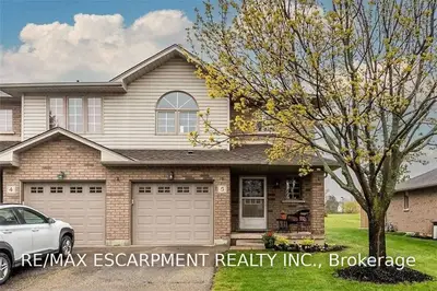 40 Braemar Avenue 5, Haldimand, ON N3W 2N1