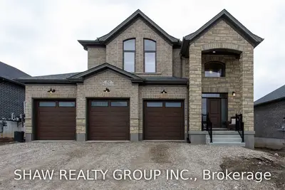 92 Regan Street, Perth East, ON N0K 1M0