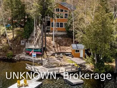 22 FIRE ROUTE 381, Trent Lakes, ON K0M 2A0