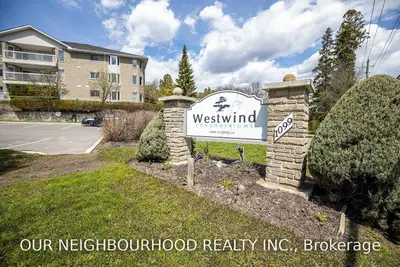 1099c Clonsilla Avenue 104, Peterborough, On K9j 8l8