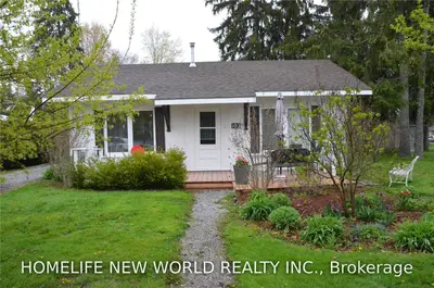 102 Regent Avenue, Norfolk, ON N0A 1N0