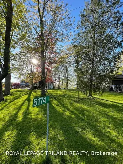 5174 COLE Street, Lambton Shores, ON N0N 1J7