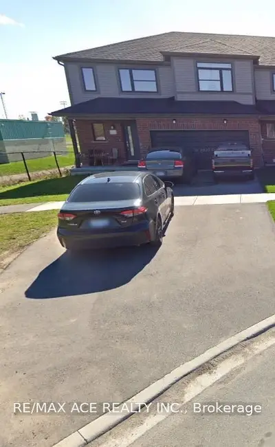 1345 Michael Circle, London East, ON N5V 0B8