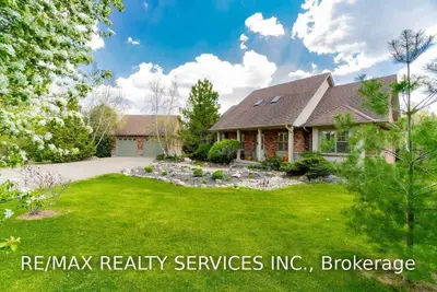 9703 Dundas Street E, Erin, ON N0B 1T0