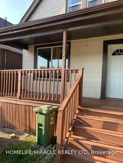 Detached in Hamilton
