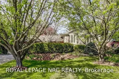 24 GARRISON VILLAGE Drive, Niagara-on-the-Lake, ON L0S 1J0