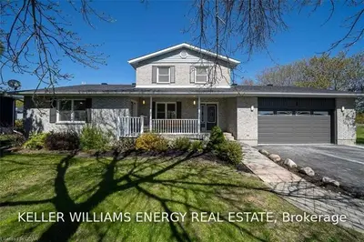 9 MARY Avenue, Prince Edward County, ON K0K 3L0