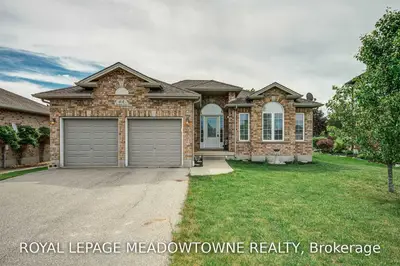 64 Sanders Crescent, Tillsonburg, On N4g 4c8