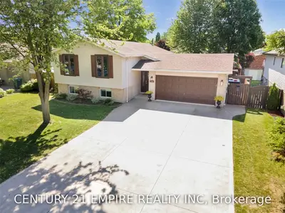 440 Gaylord Avenue, LaSalle, ON N9J 3H1