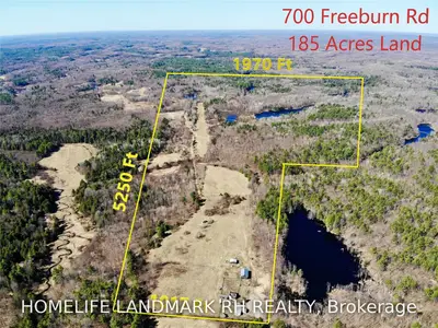 700 FREEBURN Road, Addington Highlands, ON K0H 1P0