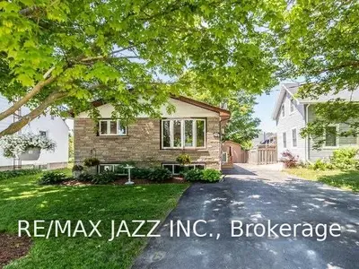 41 1/2 St Peter Street, Kawartha Lakes, On K9v 1p6