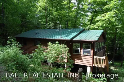 1069 Esson Creek Lane, Highlands East, ON K0L 3C0