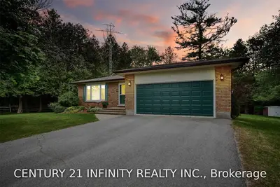 16 Ford Street, Hamilton Township, ON K9A 4J7