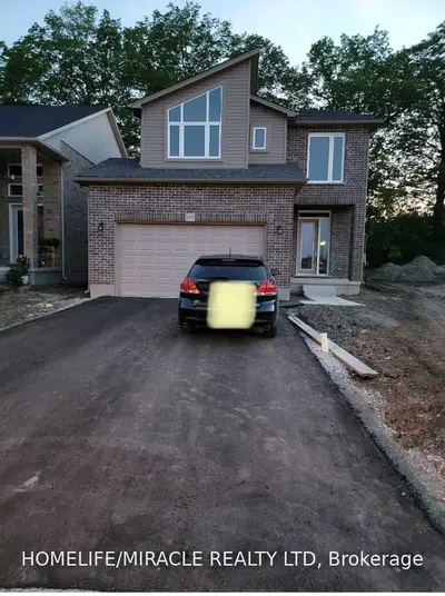 2017 Cedarpark Drive, London North, ON N5X 0N2