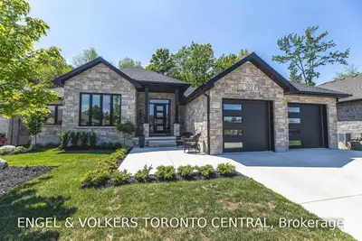 322 6th Avenue W, Owen Sound, ON N4K 6K2