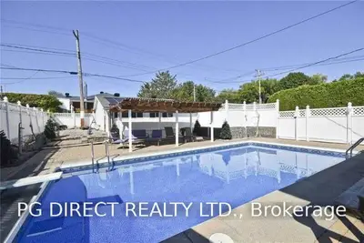 636 MUTUAL Street, Overbrook - Castleheights and Area, ON K1K 3S4