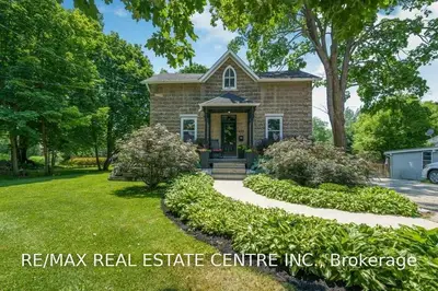 420 Queen Street W, Wellington North, ON N0G 2L3