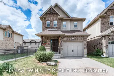 105 Captain Mccallum Drive, Wilmot, ON N3A 0B5