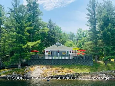 737 Charleston Lake, Front Of Leeds & Seeleys Bay, On K0e 1l0