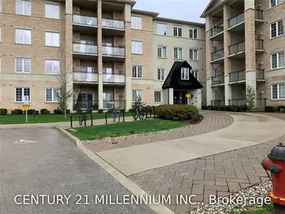 1077 Gordon Street 422, Guelph, ON N1G 0E3
