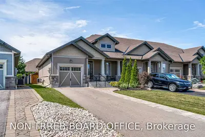 8 Manorwood Drive, West Lincoln, ON L0R 1A0