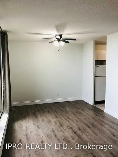 1103 Jalna Boulevard 803, London South, ON N5E 2W8