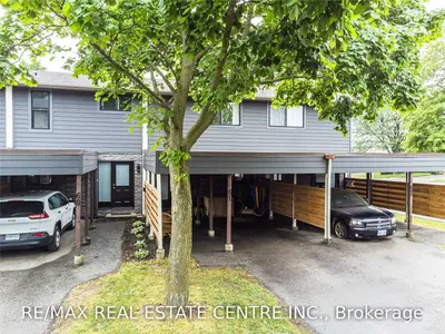 135 Chalmers Street S 61, Cambridge, ON N1R 6M2