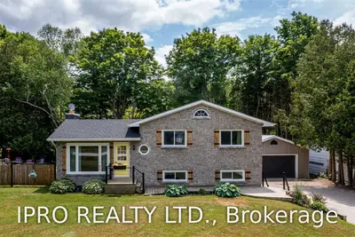 7 Crescent Street, South Bruce Peninsula, On N0h 1p0