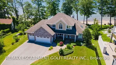 3315 Lakecrest Court, Fort Erie, ON L0S 1N0