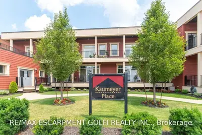 3710 Main Street 208, Niagara Falls, ON L2G 6B1
