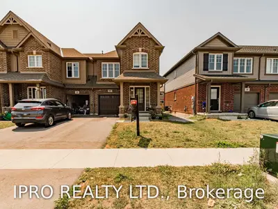 93 HERON Street, Welland, ON L3C 0G8