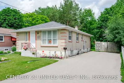 180 Mcclennan Street, Peterborough, On K9h 5h7