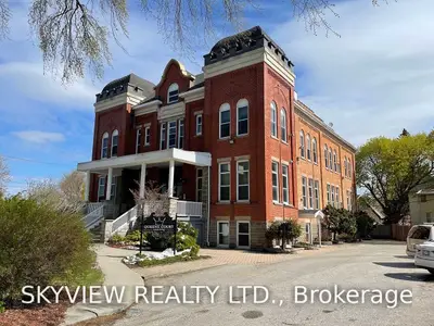 317 Queen Street 302, Chatham-Kent, ON N7M 2H7