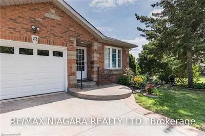 23 KINSMAN Court, Pelham, ON L0S 1E3