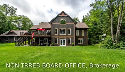 208 Timothy Lane, Huntsville, ON P0B 1L0