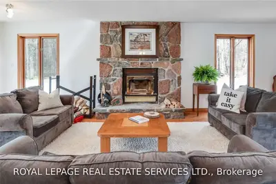 1010 Galway Road, Trent Lakes, On K0m 2a0