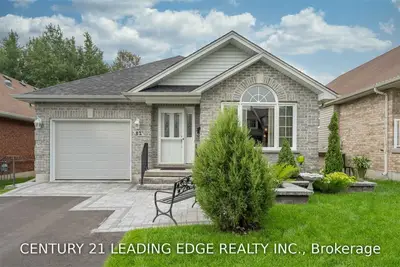 82 Laurent Boulevard, Kawartha Lakes, On K9v 0g9