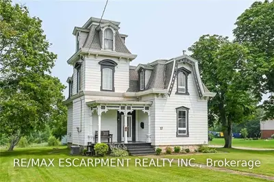 27 Erie Street S, Haldimand, ON N0A 1P0
