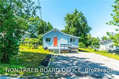 9 Mclernon Street, Kawartha Lakes, On K0m 1l0