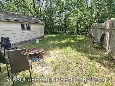 38 Essex Street, London North, ON N6G 1B2