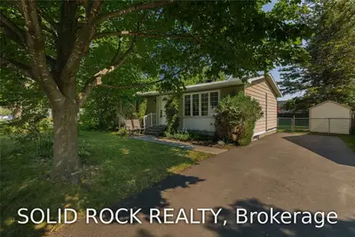 21 OVERLAKE Drive, Cityview - Parkwoods Hills - Rideau Shore, ON K2E 5V2