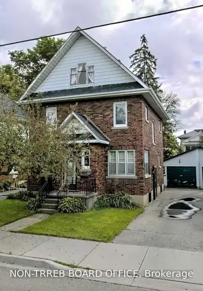 123 Kent Street S, Norfolk, ON N3Y 2X9