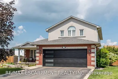 19 Scottswood Lane, Haldimand, ON N3W 2MA