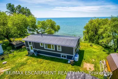 402 South Coast Drive, Haldimand, ON N0A 1L0