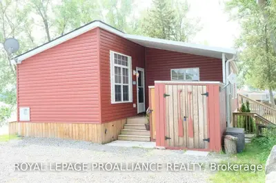 486 Ctyrd18 60Cherry Bch Lane, Prince Edward County, ON K0K 1P0