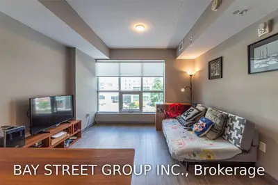 321 Spruce Street 205, Waterloo, ON N2L 2M6